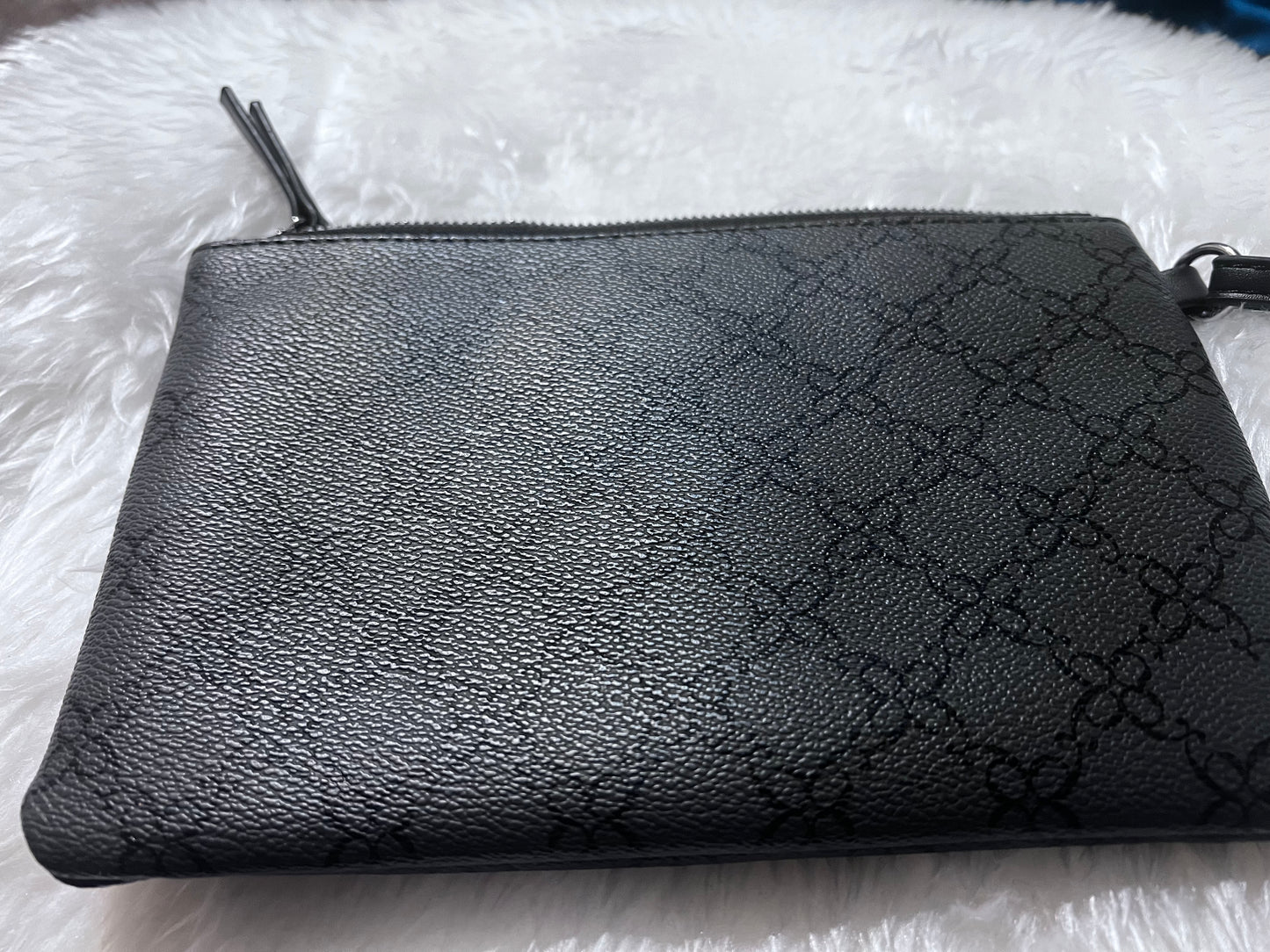 Nine West Gray Wristlet