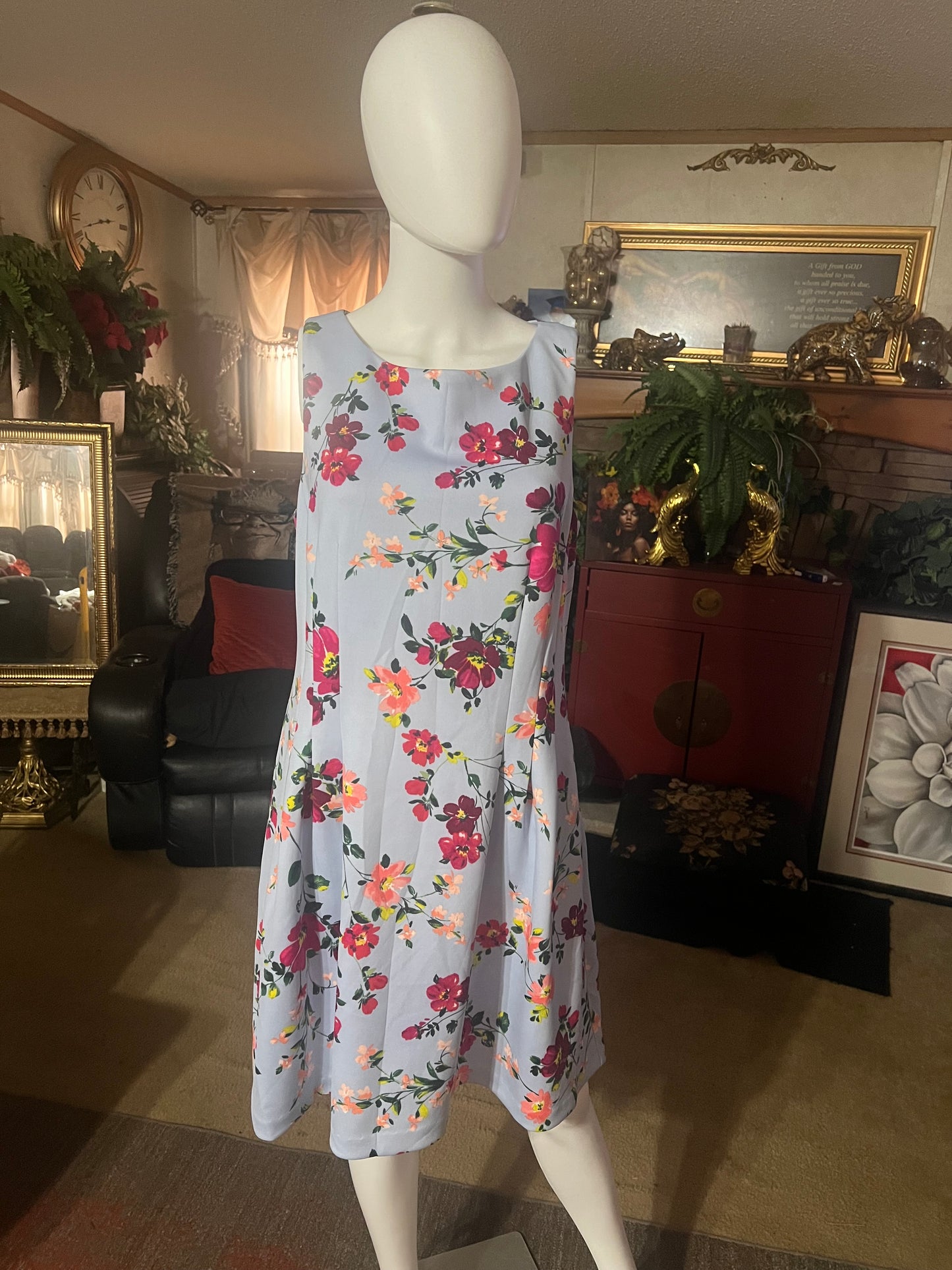 Vince Camuto Dress Size 16