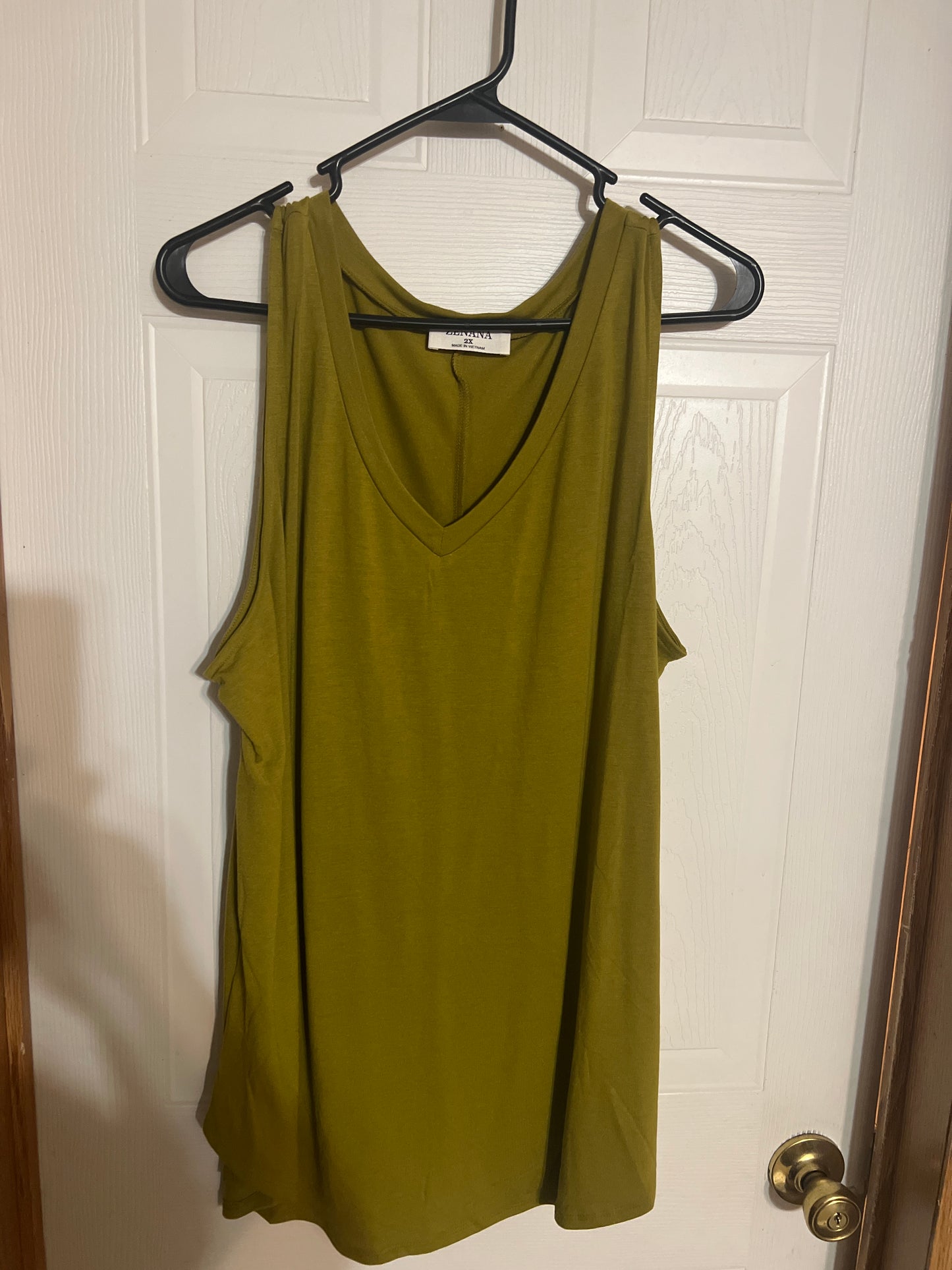 Zenana Green Tank 2x