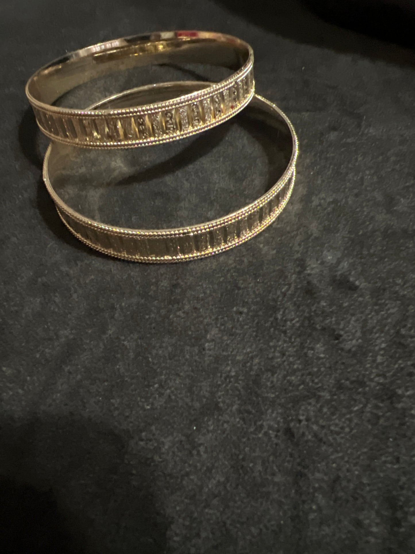 Gold Filled Bangle 2 Piece Set Size 5 inch Wrist