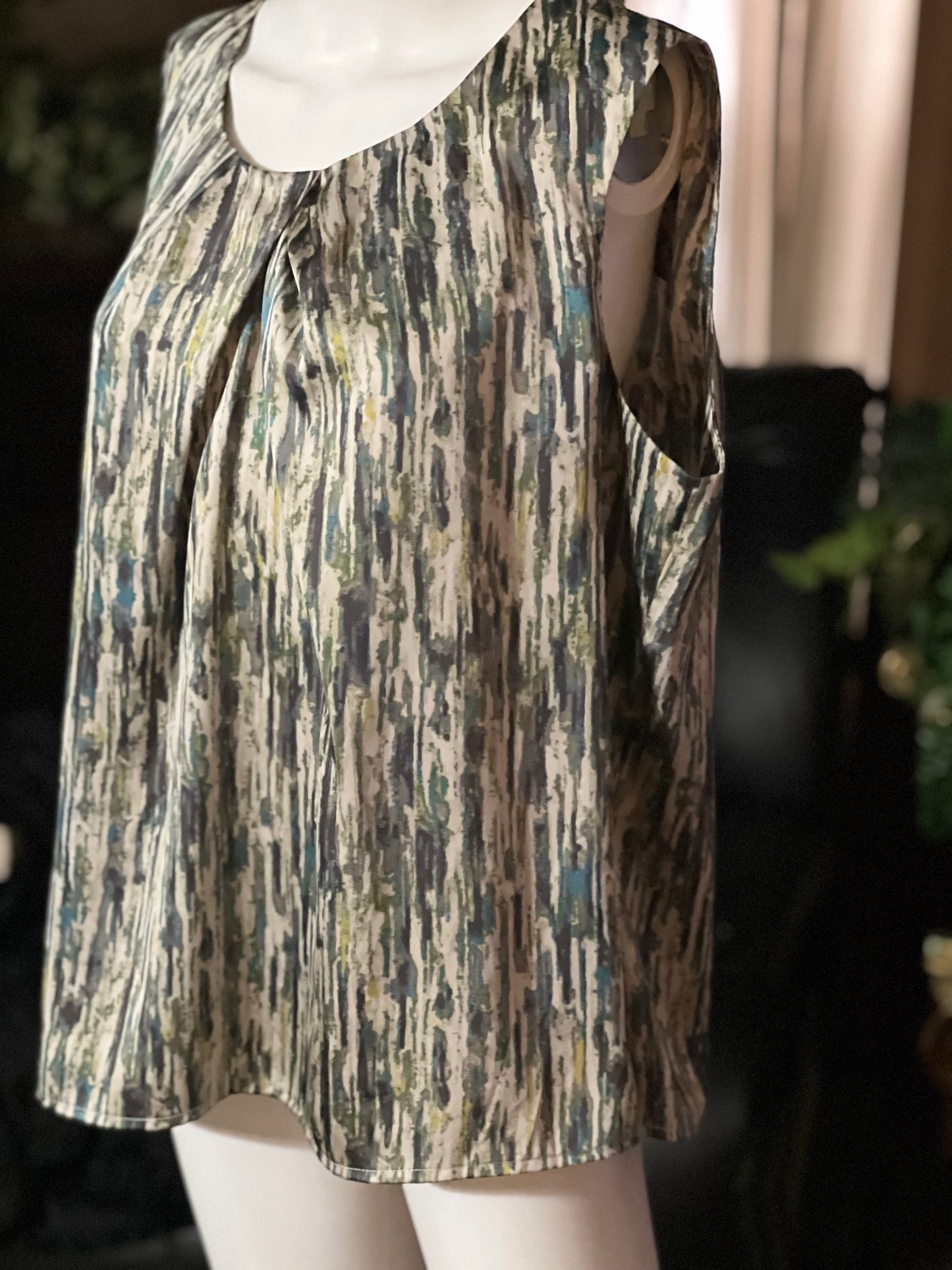 Sharon Young Top Size xl