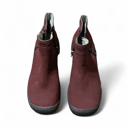 JBU Shoes Size 9M