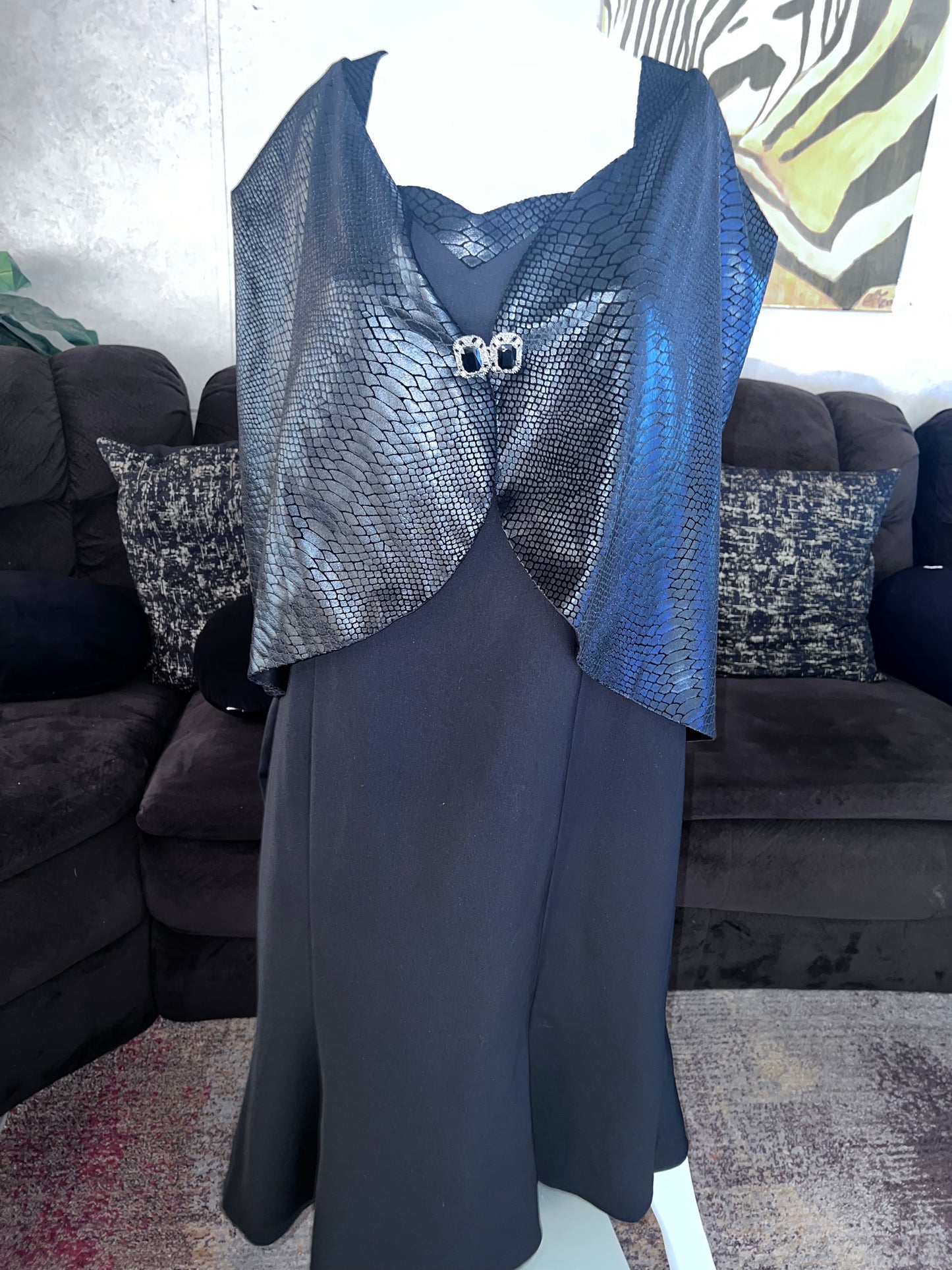 EY Boutique Dress & Cape Size 24W