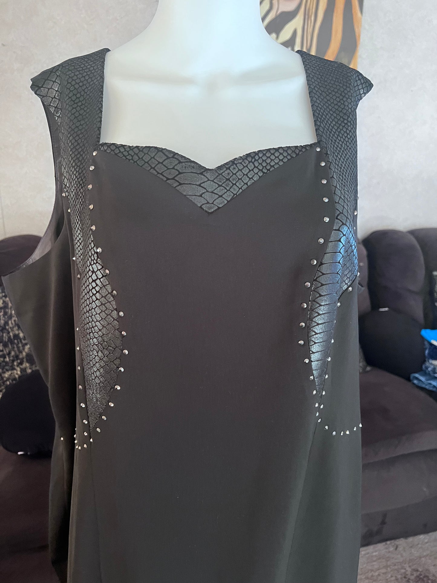 EY Boutique Dress & Cape Size 24W