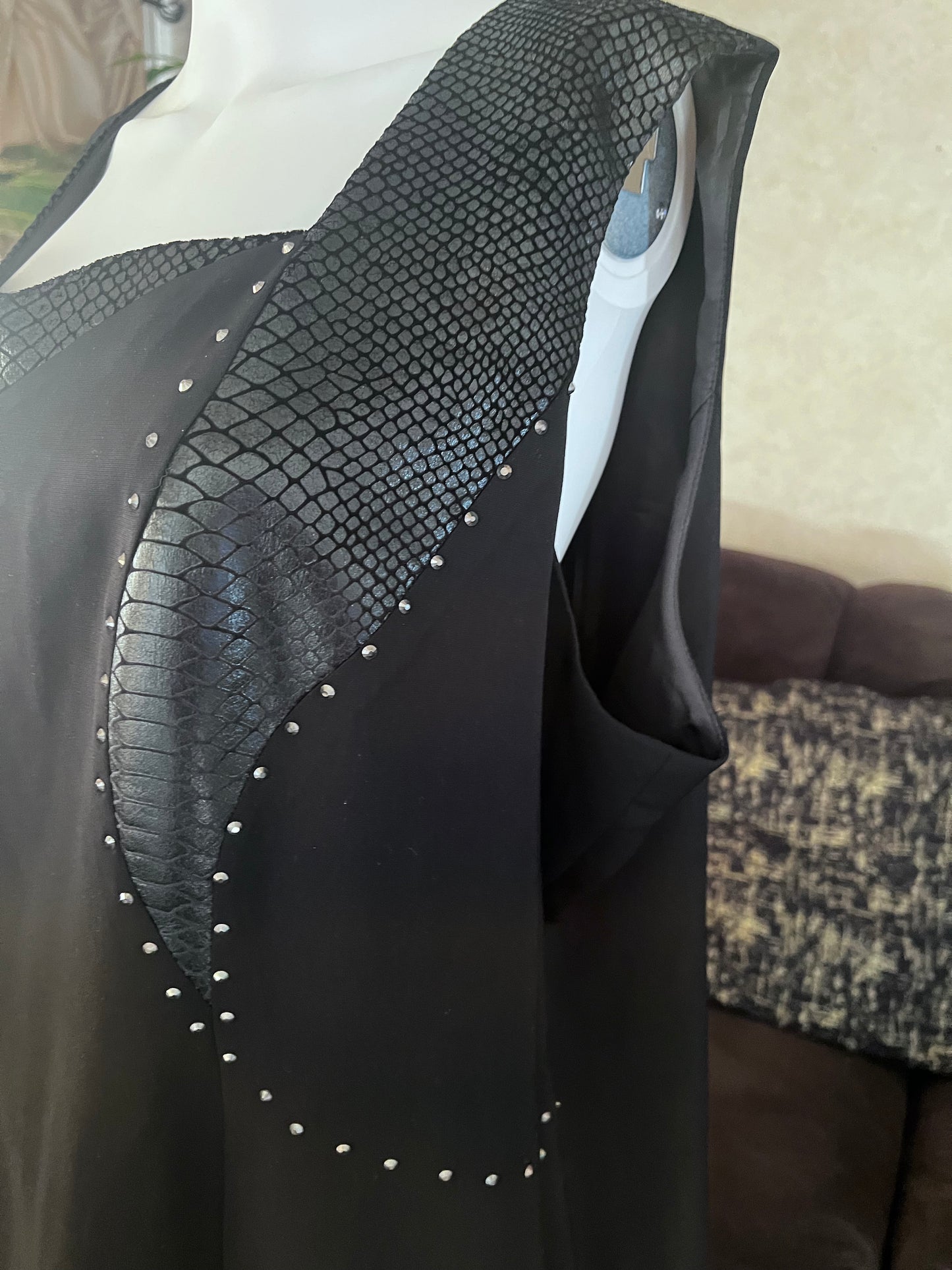 EY Boutique Dress & Cape Size 24W