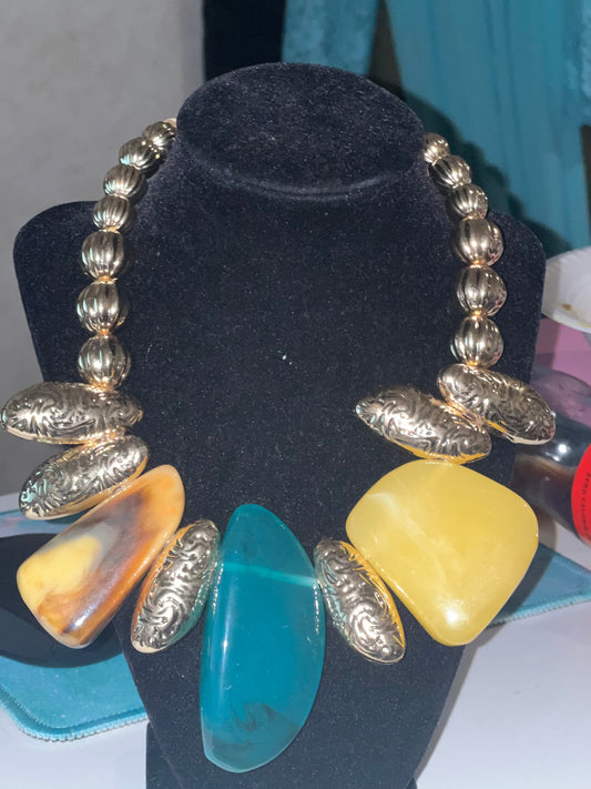 Multicolored Chunky Statement Necklace Set