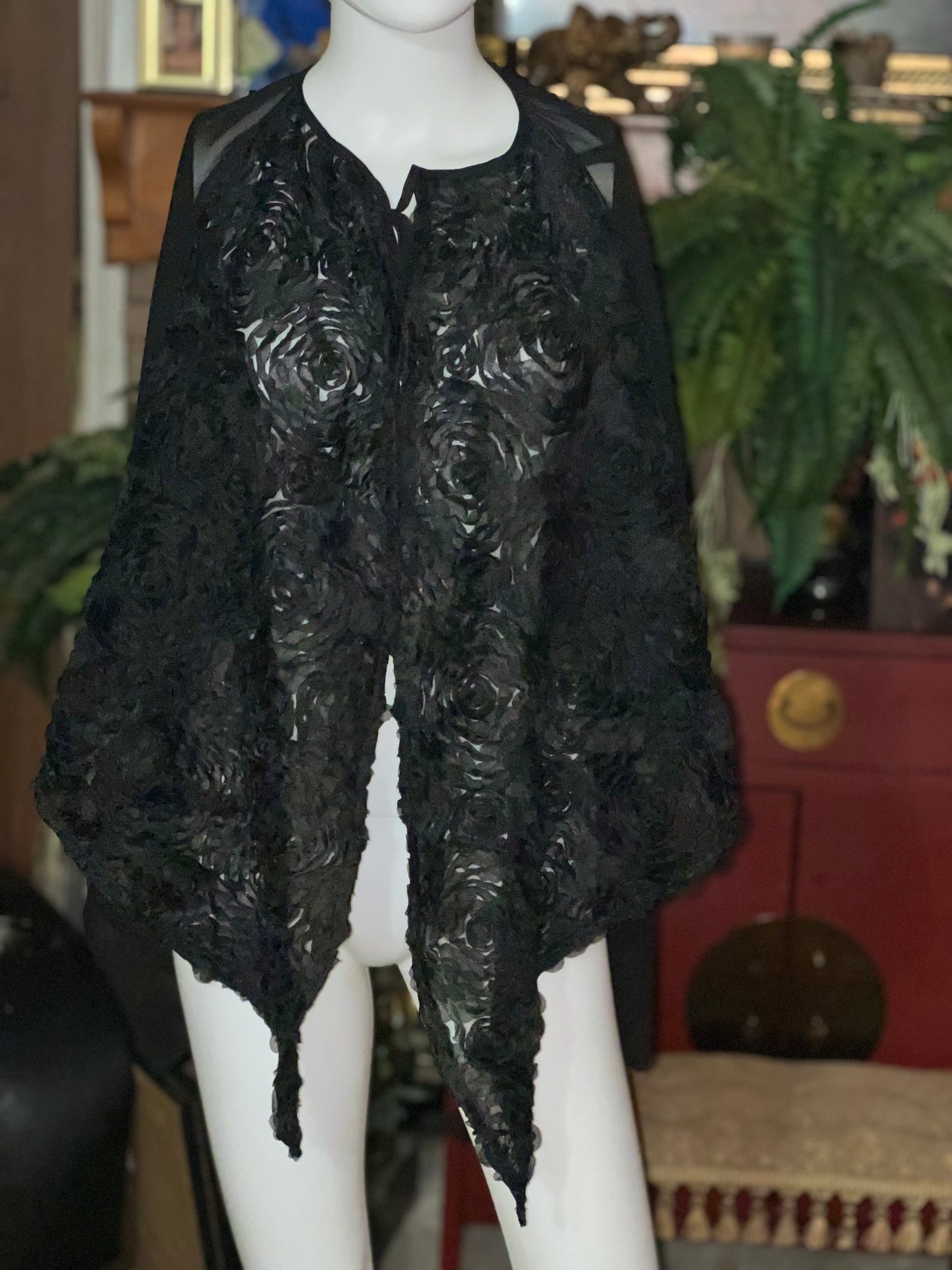 RUY1 Black Shrug Size: One Size